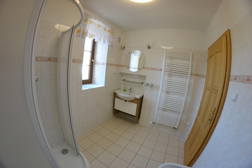 Apartmány U Jezera Na Náměstí Frymburk Exterior foto